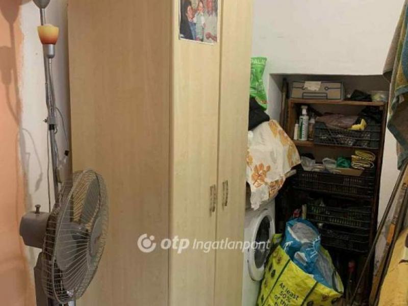 Eladó családi ház Cegléd