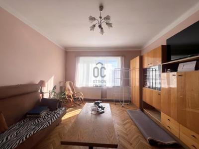 Eladó családi ház Budapest