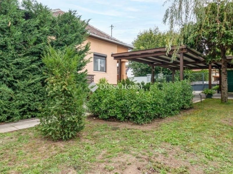 Eladó családi ház Budapest