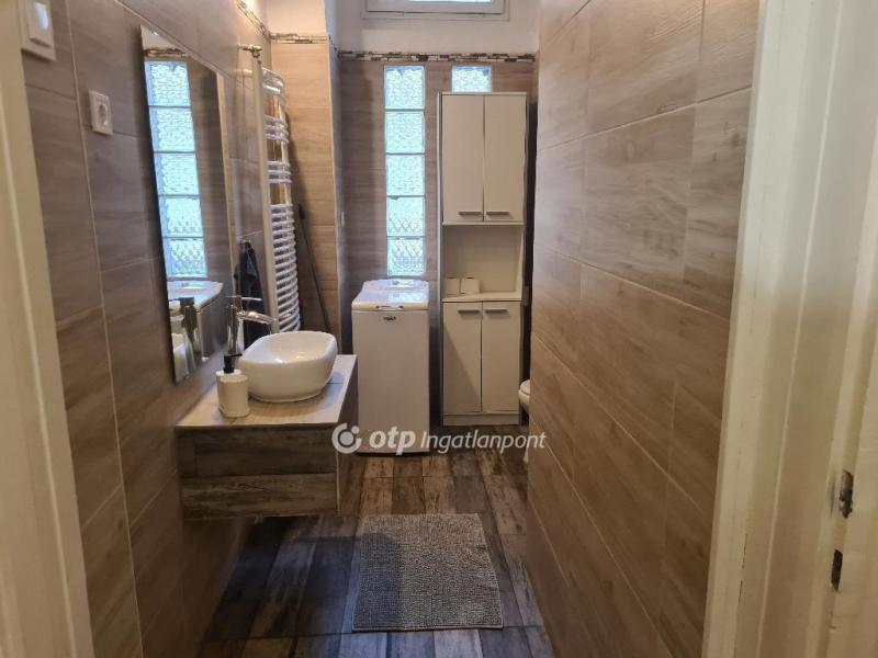 Eladó lakás Budapest