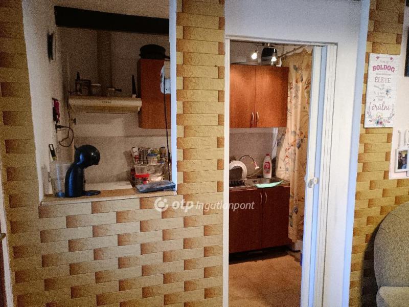 Eladó családi ház Kóka