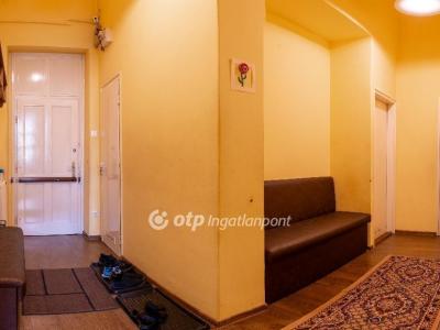 Eladó lakás Debrecen