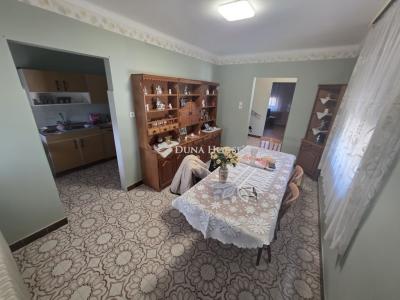 Eladó családi ház Dabas