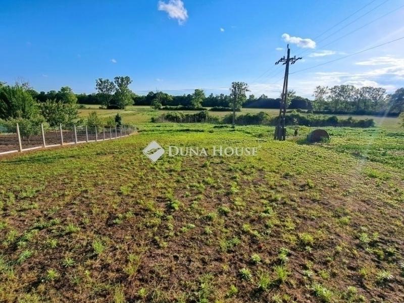 Eladó családi ház Zsámbok