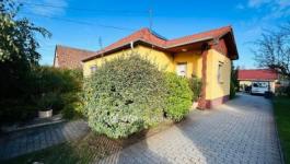 Eladó családi ház Téglás