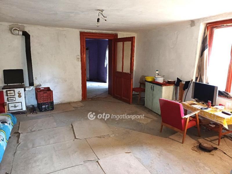 Eladó családi ház Csongrád