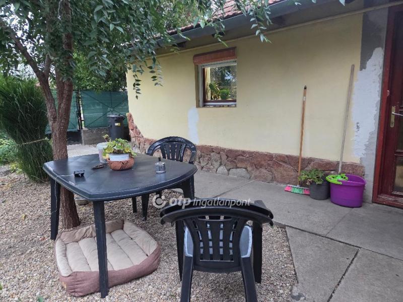 Eladó családi ház Mezőhegyes