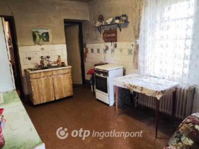 Eladó családi ház Balatonalmádi