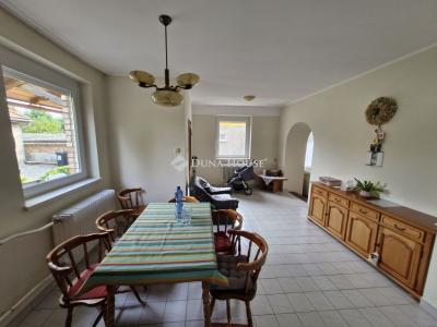 Eladó családi ház Tata