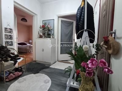 Eladó családi ház Esztergom