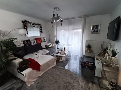 Eladó családi ház Esztergom