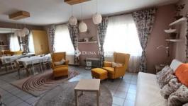 Eladó családi ház Dömös