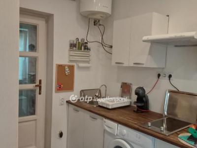 Eladó családi ház Érd