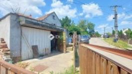 Eladó családi ház Pécs