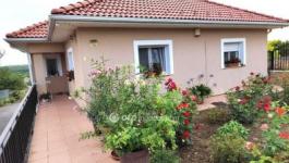 Eladó családi ház Martonvásár