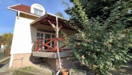 Eladó családi ház Budapest