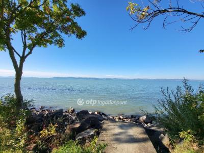 Eladó lakás Balatonszemes
