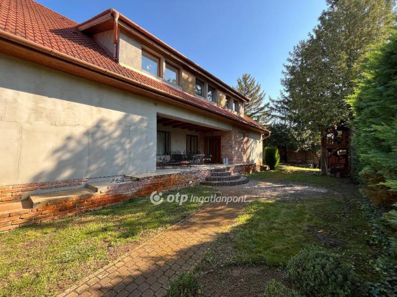 Eladó családi ház Nyíregyháza