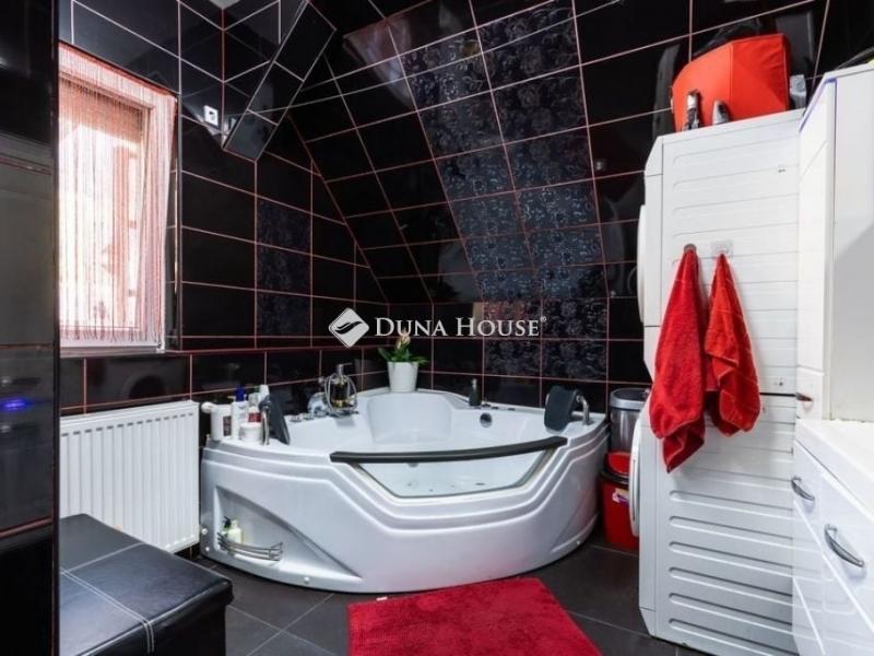 Eladó lakás Gyömrő