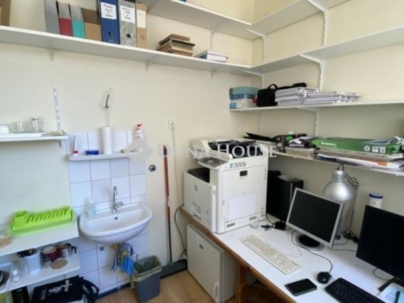 Eladó irodahelység irodaházban Pécs