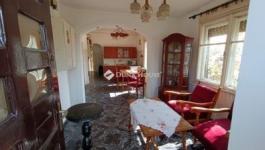 Eladó családi ház Budapest