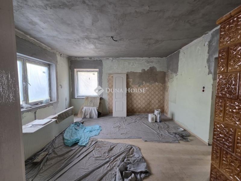 Eladó családi ház Üllő