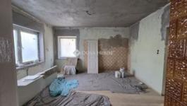 Eladó családi ház Üllő