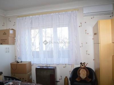 Eladó családi ház Tápióbicske