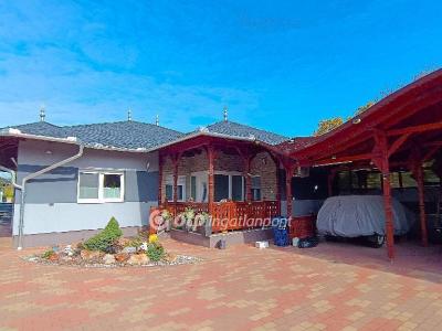 Eladó családi ház Heves