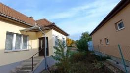 Eladó családi ház Nagykáta