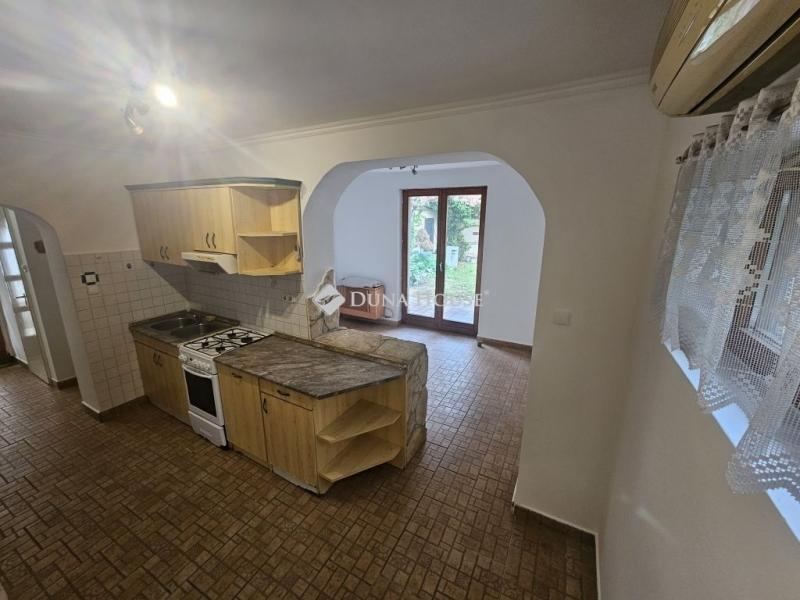 Eladó családi ház Győr