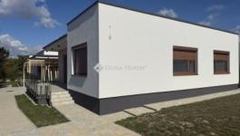 Eladó családi ház Pécs