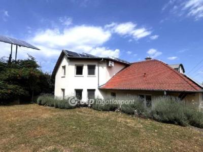 Eladó családi ház Pécs