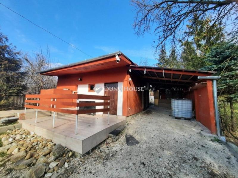 Eladó családi ház Biatorbágy