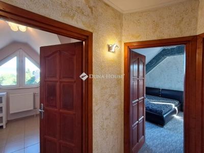 Eladó lakás Pécs