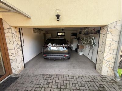 Eladó családi ház Pécs