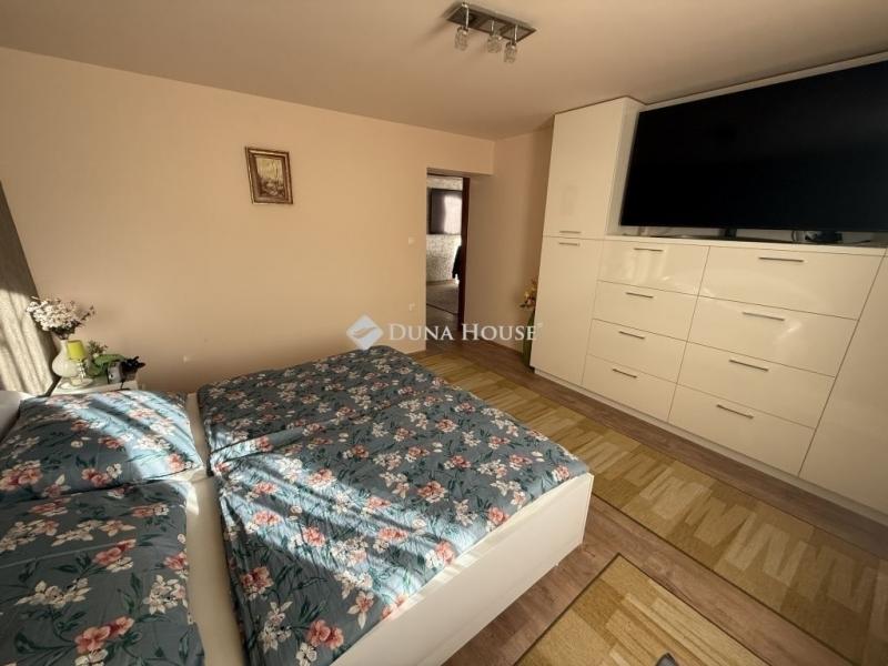 Eladó családi ház Pécs