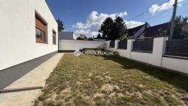 Eladó családi ház Pécs