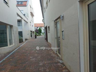 Eladó lakás Pécs
