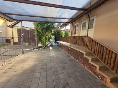 Eladó családi ház Cegléd