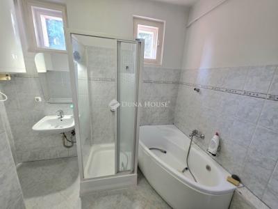 Eladó családi ház Cegléd