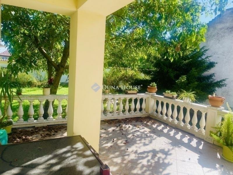 Eladó családi ház Budapest