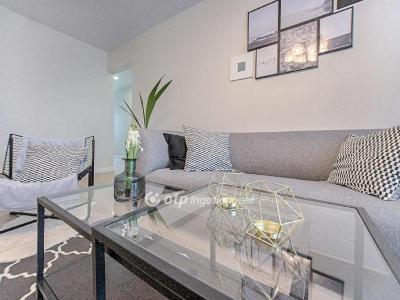 Eladó lakás Levél