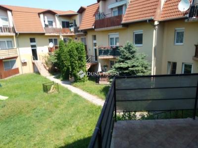 Eladó lakás Szigethalom