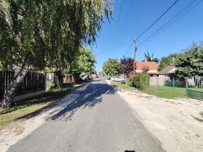 Eladó lakóövezeti telek Majosháza