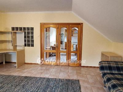 Eladó lakás Nagykovácsi