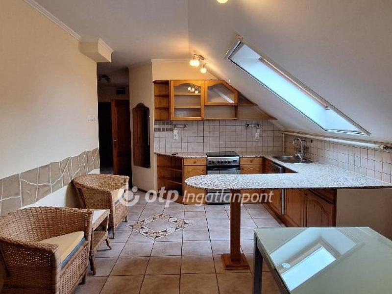 Eladó lakás Nagykovácsi