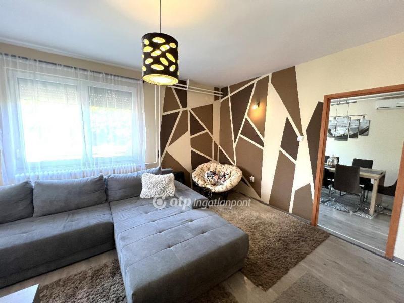 Eladó családi ház Ráckeresztúr