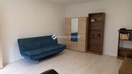 Eladó lakás Komló