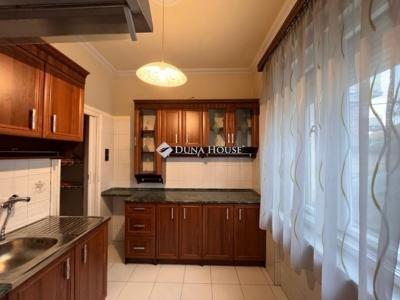 Eladó lakás Kecskemét